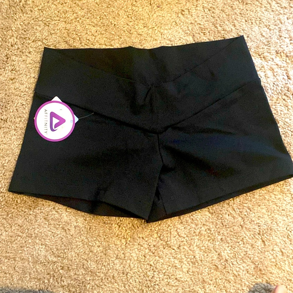 NWT - AFFITNITY - Black shorts